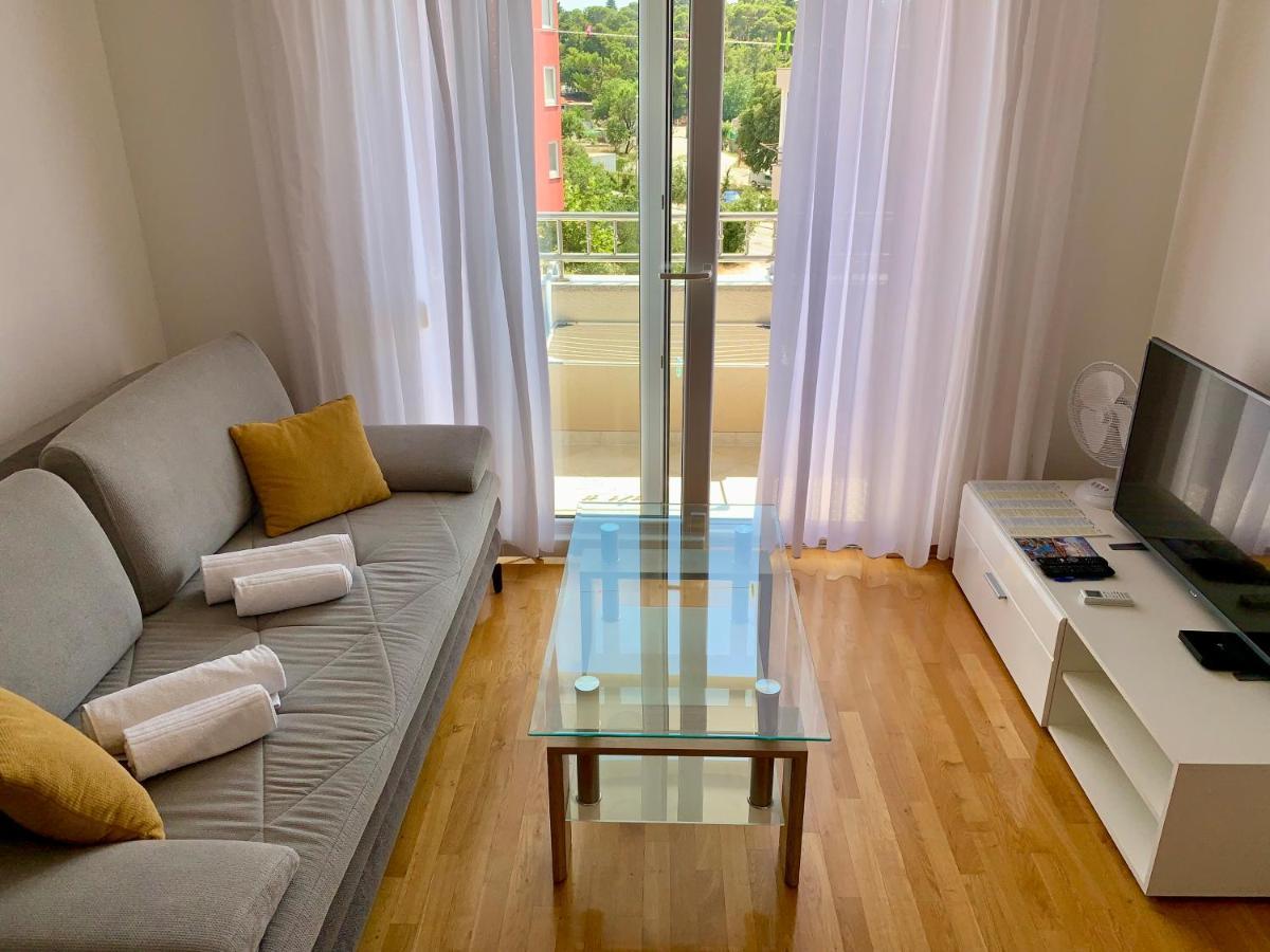 Apartment Pearl-Free Parking Makarska Buitenkant foto